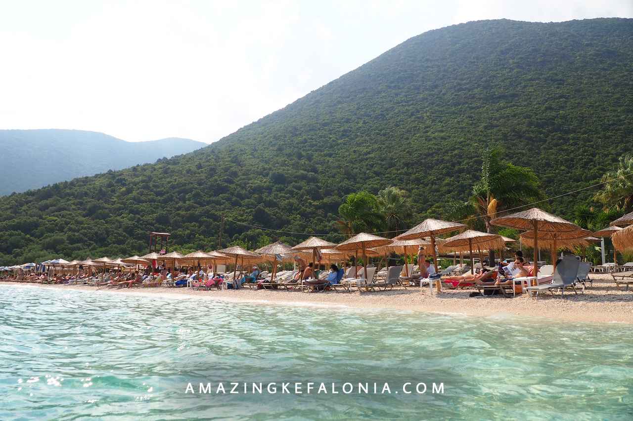 Paralia Antisamos beach