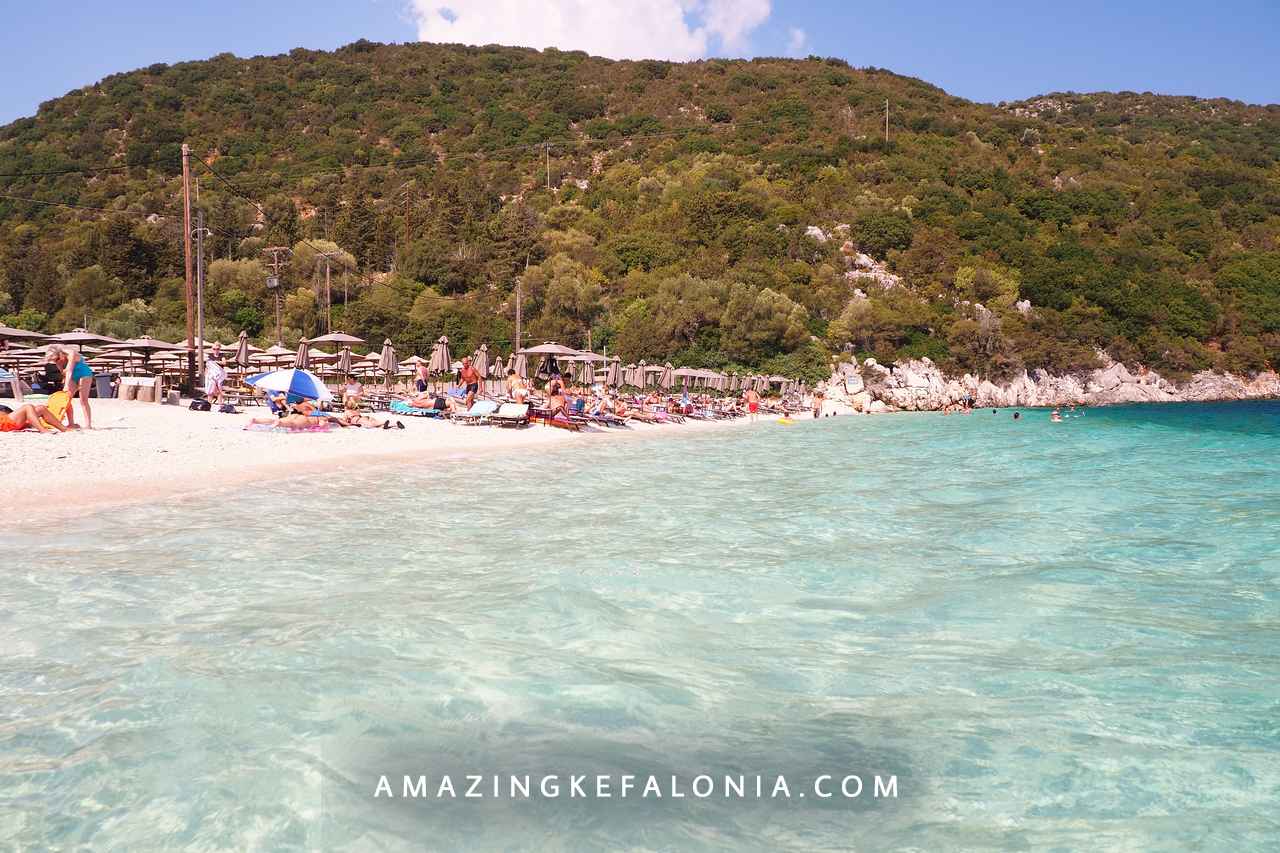 Diving and snorkeling at Antisamos beach near Sami